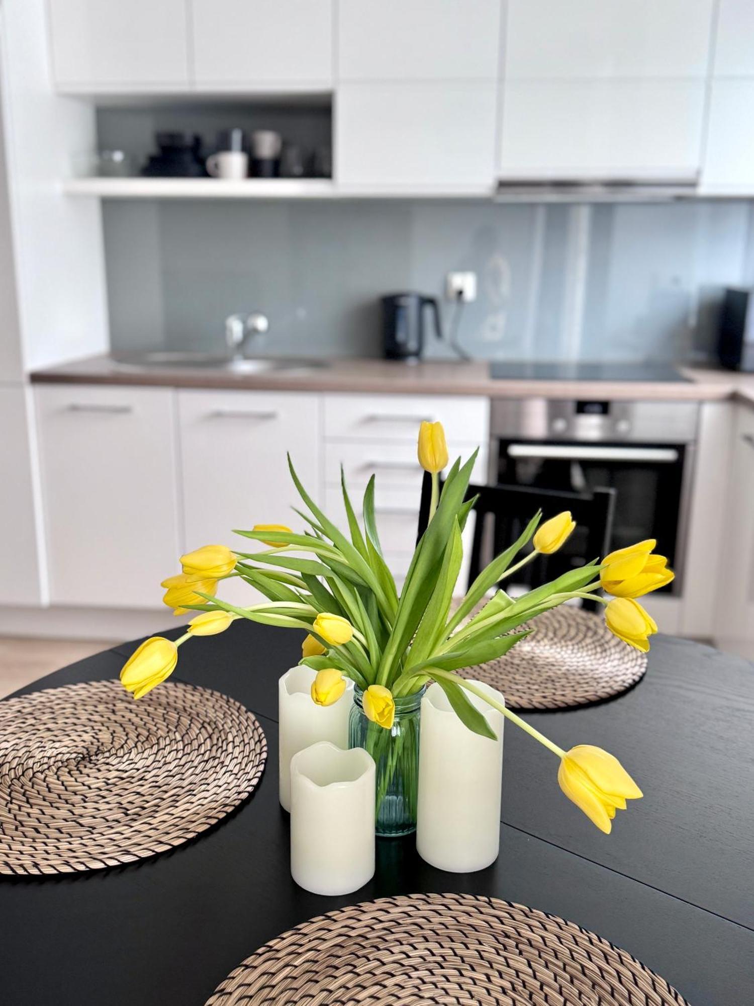 C- Home4U - Apartment With A City View Close To Aquapark, Parking In Secured Area Krakau Exterior foto